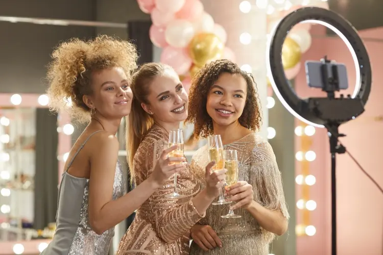 Top Sites to Buy Women's Cocktail and Party Dresses in 2023